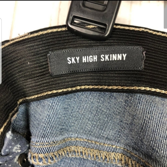 Torrid Sky High Skinny Jean Premium Stretch Medium - Picture 9 of 10